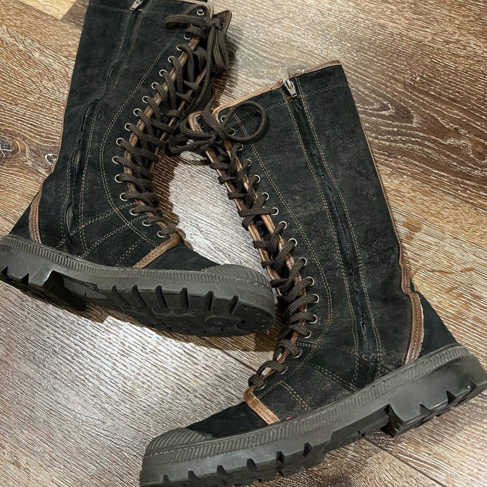 Pataugas Black and Brown Lace-Up Tall Boots size 7 - Picture 10 of 10